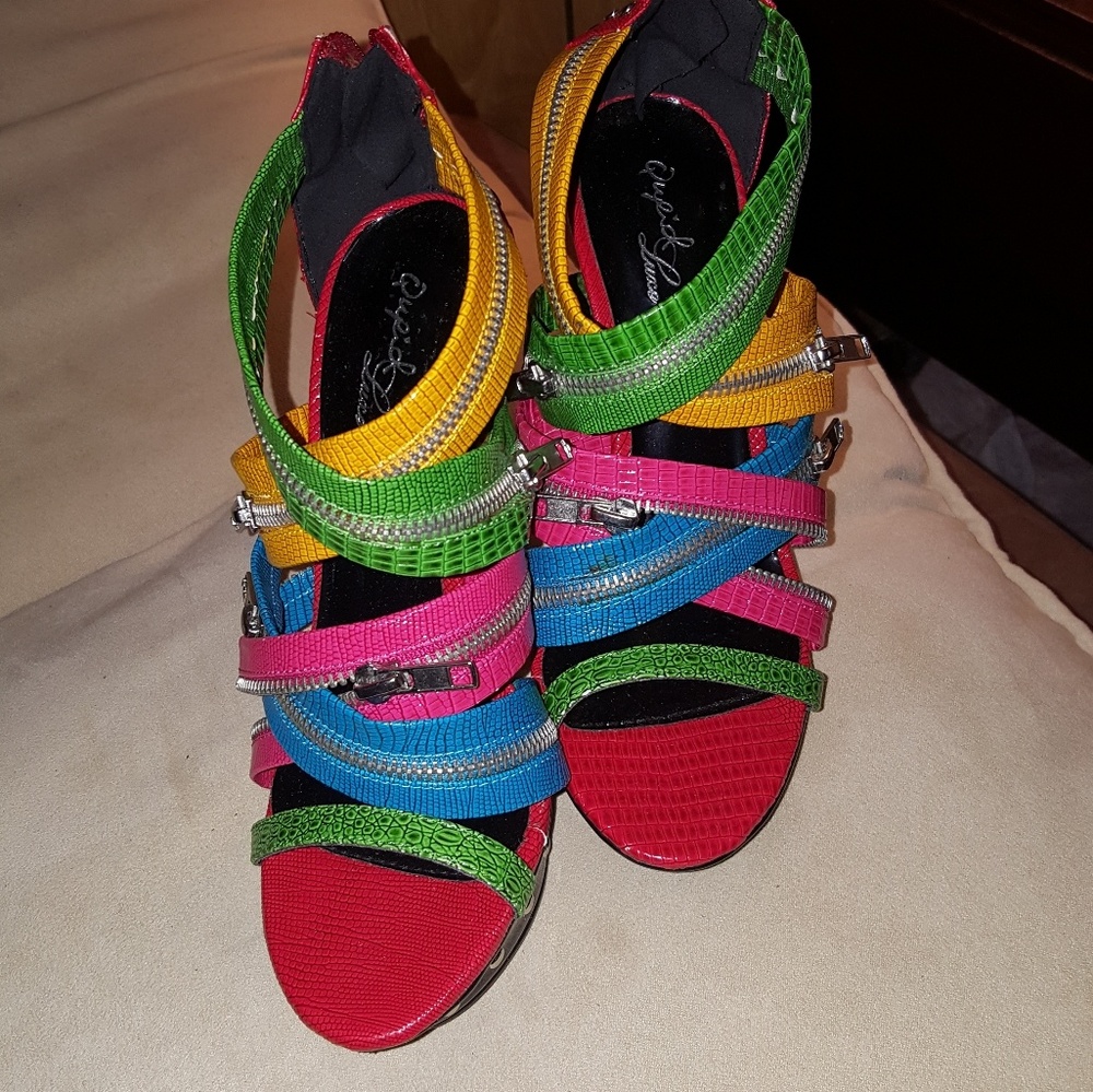 Qupid Sexy Zipper Shoes w/Studs